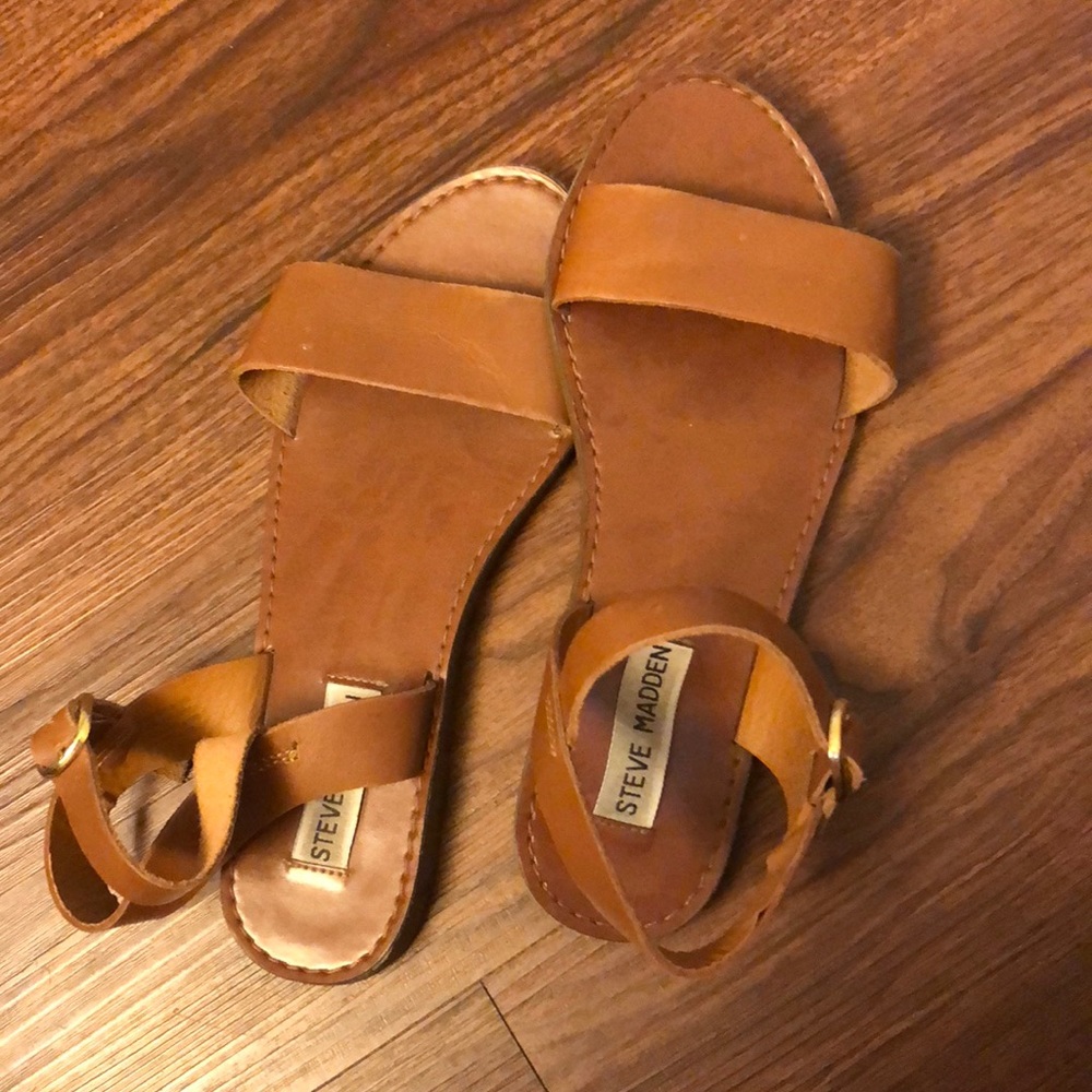 Steve Madden brown sandals